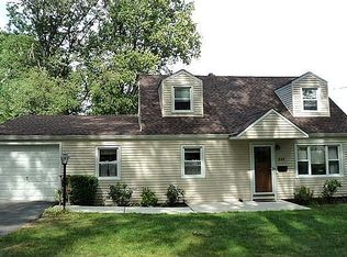 233 Monroe Ave, Paramus, NJ 07652