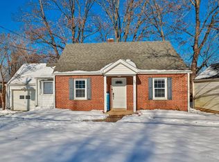 30 Damon Rd, Cincinnati, OH 45218