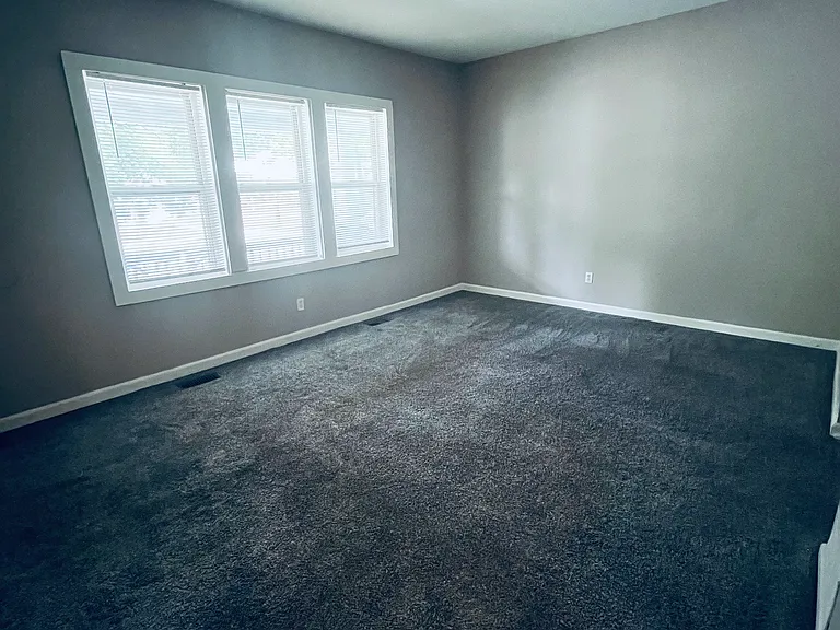 136 Pingree Ave #1 — Photo 8