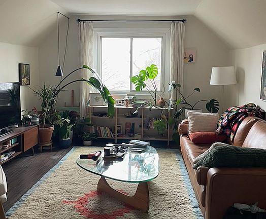 2nd image of 3503 W Dickens Ave #3