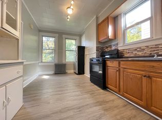 258 Pearsall Ave #2E, Jersey City, NJ 07305