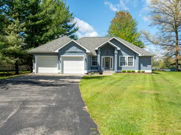 7515 Bay Mdw, Stanwood, MI 49346
