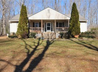 211 Rolling Path Rd, Louisa, VA 23093