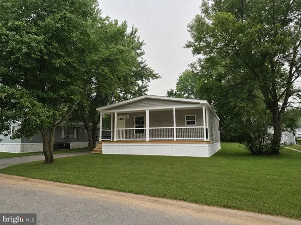 209 Aspen Cir, Middletown, DE 19709