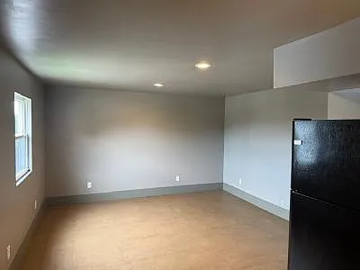 528 Jefferson St #6 — Photo 2