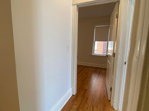 5th image of 5019 S Broadway #A