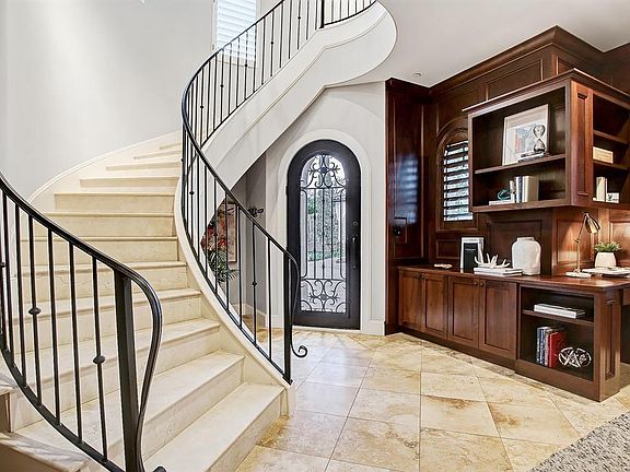 3rd image of 5226 Calle Montilla Pl