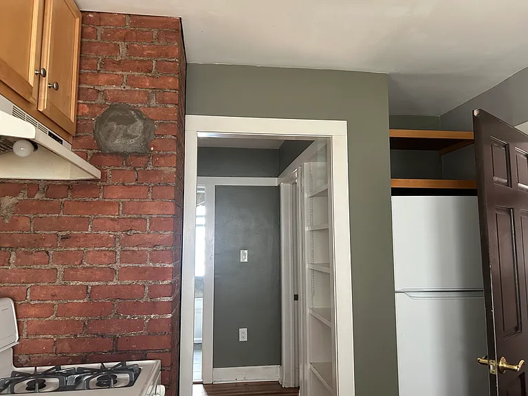 5806 Franklin Blvd — Photo 8