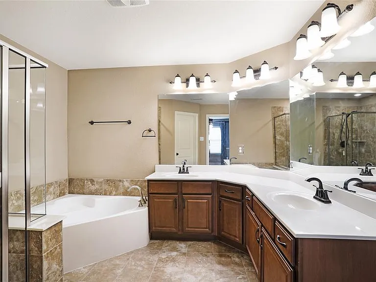 6929 Sandshell Blvd — Photo 15