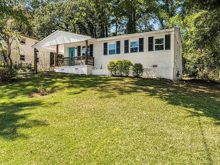 6371 Westbury Rd — Photo 30