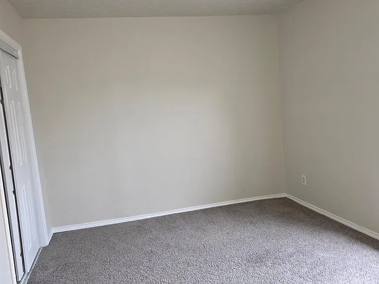 242 Bolden St — Photo 22