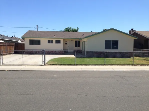 1806 Larkspur Ln, Ceres, CA 95307