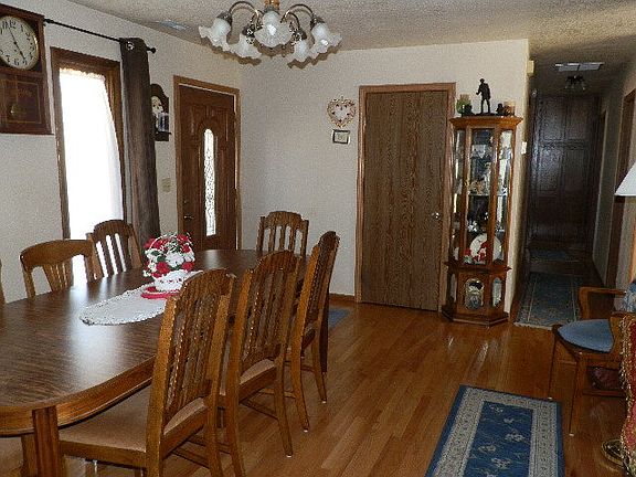 2nd image of 2008 Zinno Blvd