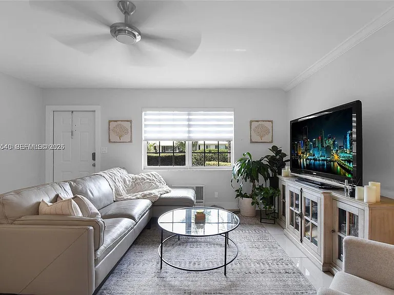 2701 Middle River Dr #3 — Photo 3