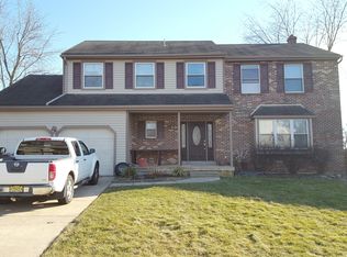 47 Lancelot Ln, Mount Laurel, NJ 08054