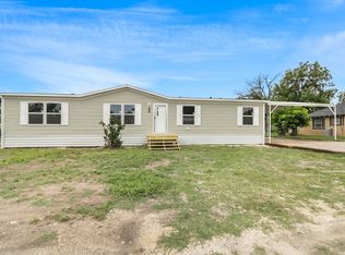 707 W 8th St, Coleman, TX 76834