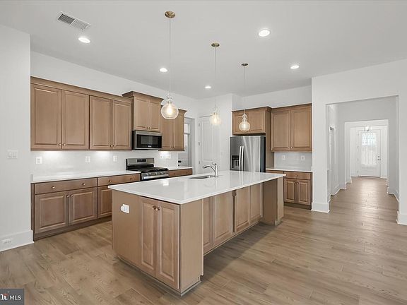 5th image of 85 Quiet Creek Dr