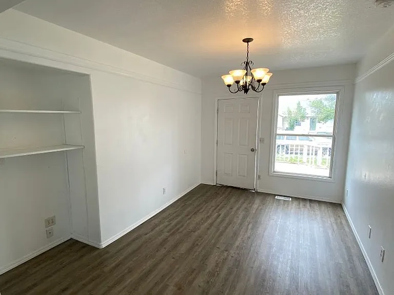 184 Carney St — Photo 3
