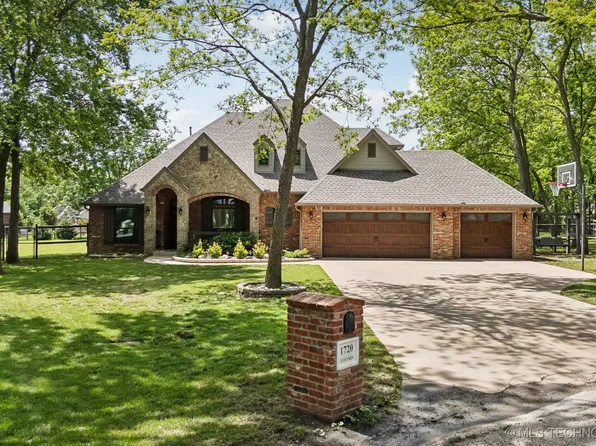 1720 E 136th Pl S, Bixby, OK 74008