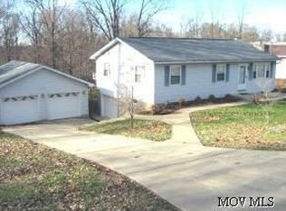 1775 Mount Tom Rd, Marietta, OH 45750