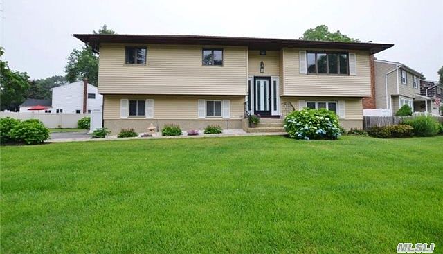 1st image of 5 Owen Ct