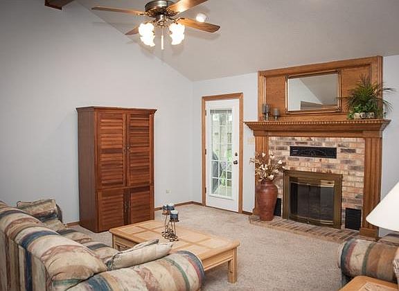 4th image of 1805 Highland Ave