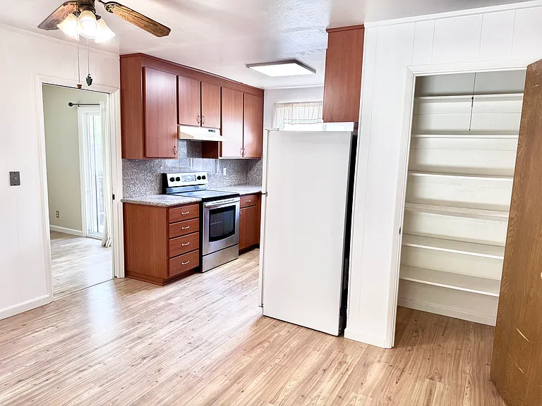 281 Roble Ave #281 — Photo 7