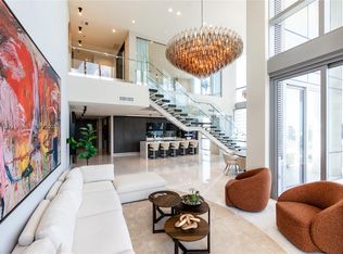 851 NE 1st Ave PENTHOUSE 4611, Miami, FL 33132