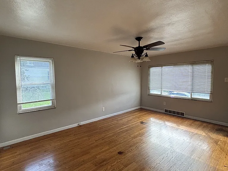 766 Ruprecht Ave — Photo 2