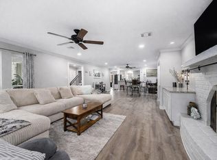 5814 Theall Rd, Houston, TX 77066