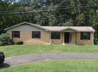 890 Lakeview Rd, Ozark, AL 36360