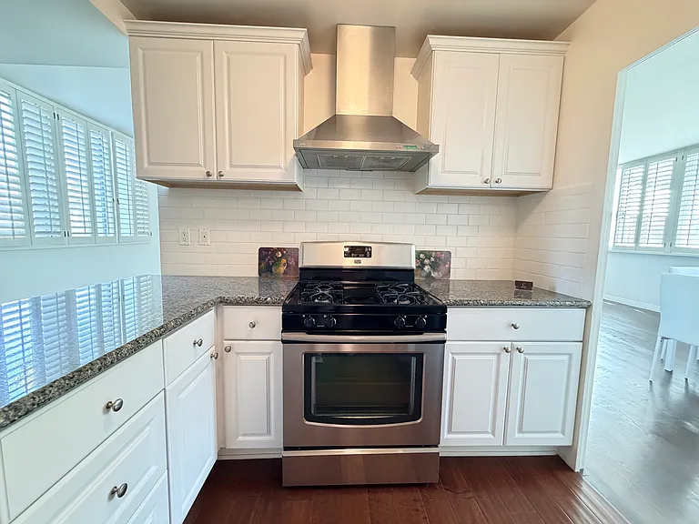 17350 W Sunset Blvd #202 — Photo 6