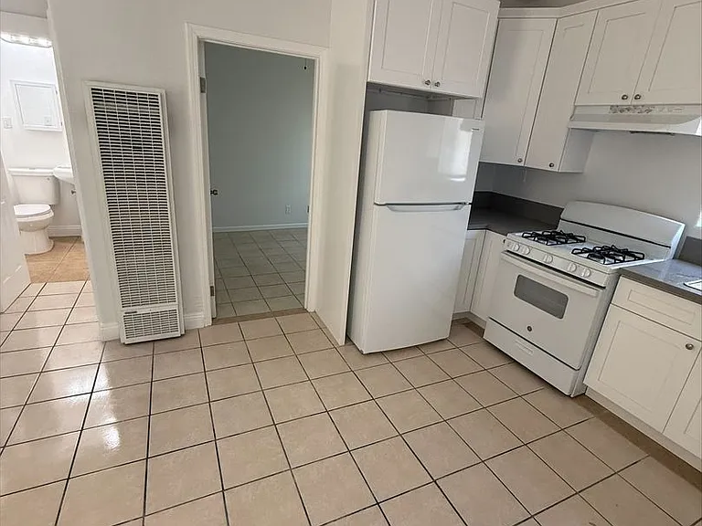 842 Alamitos Ave — Photo 77