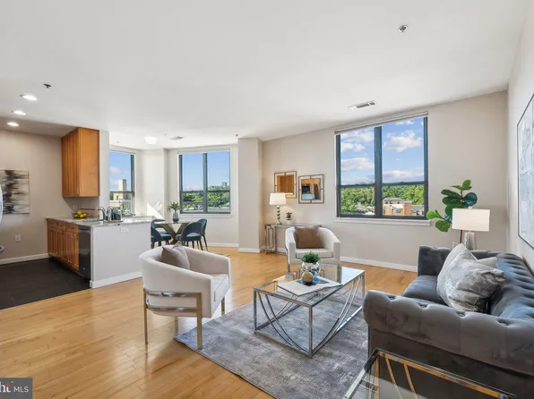 3883 Connecticut Ave NW APT 904, Washington, DC 20008