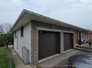42 N Arkona Dr #BASEMENT, Toronto, ON M1T 1X3