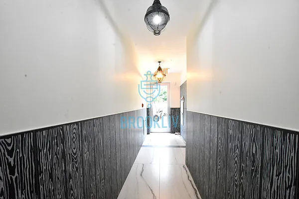 Rented by null | media 9