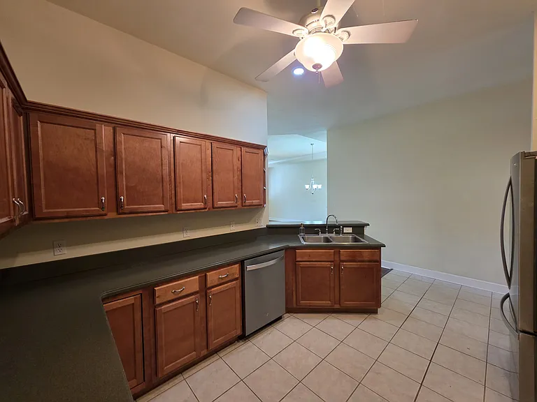 5531 Hampton Woods Way — Photo 16