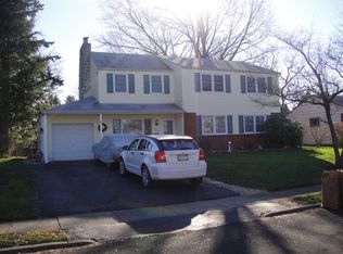 1023 Ponderosa Rd, Feasterville Trevose, PA 19053