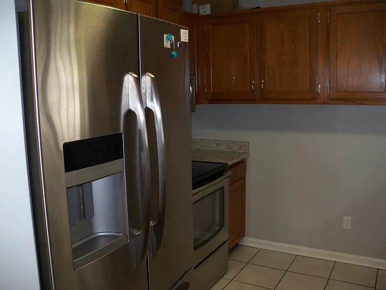 1224 Lenny Ln — Photo 3