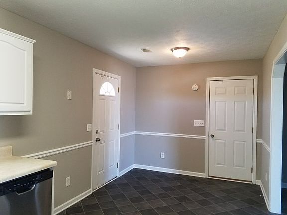 5th image of 6233 Bayberry Dr