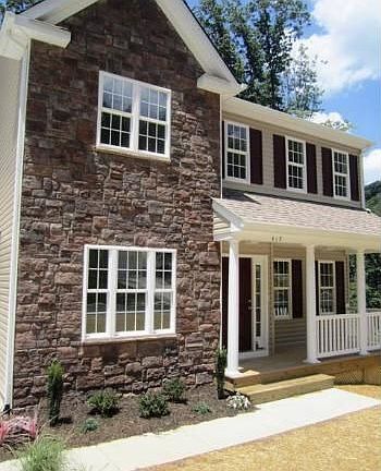2nd image of 419 Campbell St