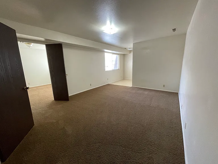 624 N Main St — Photo 7