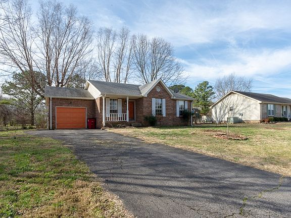 2nd image of 305 Hillman Dr