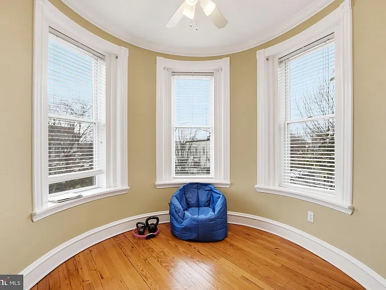 949 S St NW — Photo 18