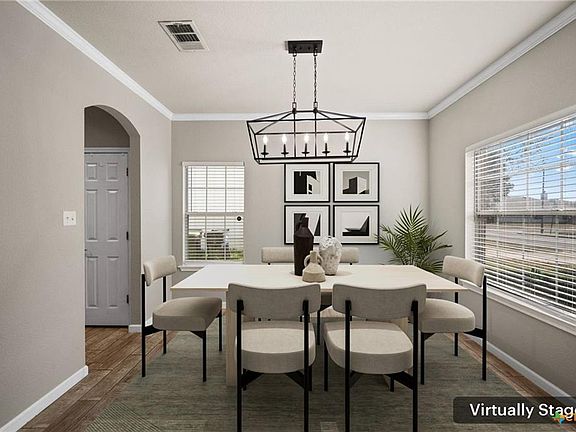 4th image of 202 Flinn St