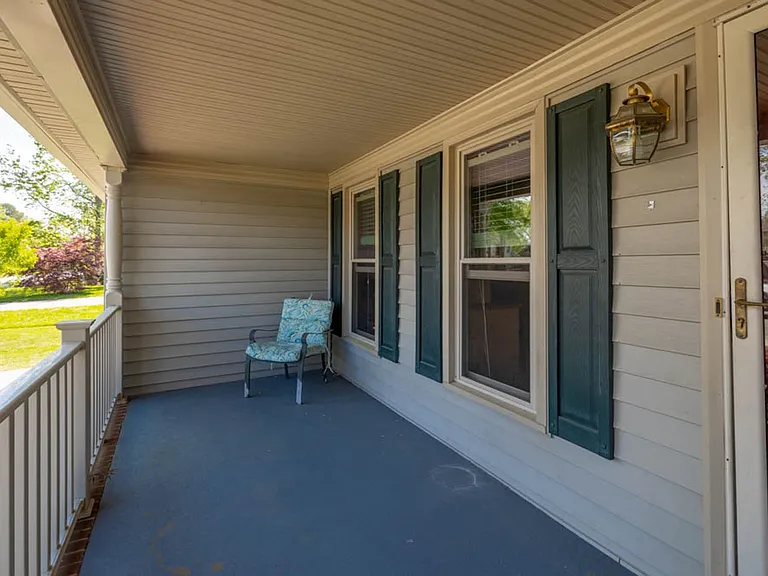917 Fox Ridge Trl — Photo 5