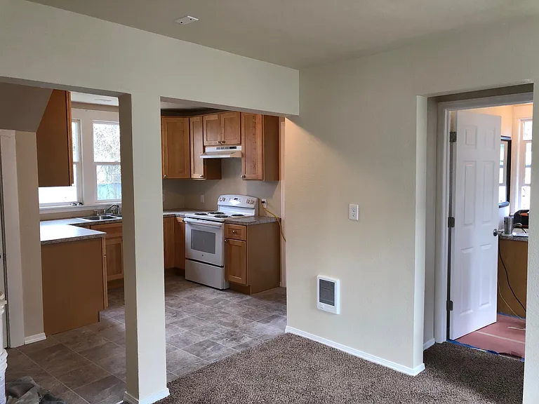 320 W Pine St #320 — Photo 6