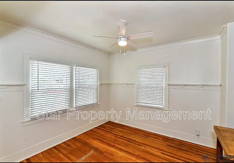 2906 Wheeling Ave — Photo 10