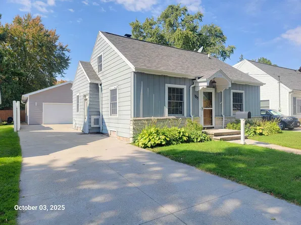 1707 N Harriman St, Appleton, WI 54911