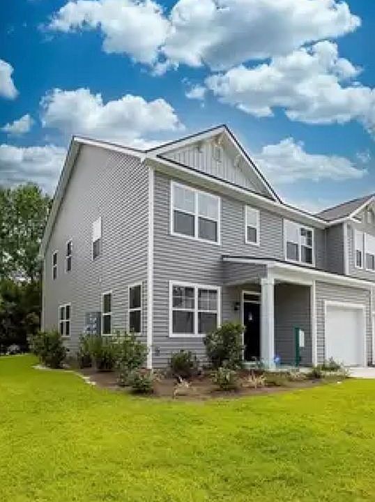 1st image of 38 Villas Of Garrard Dr